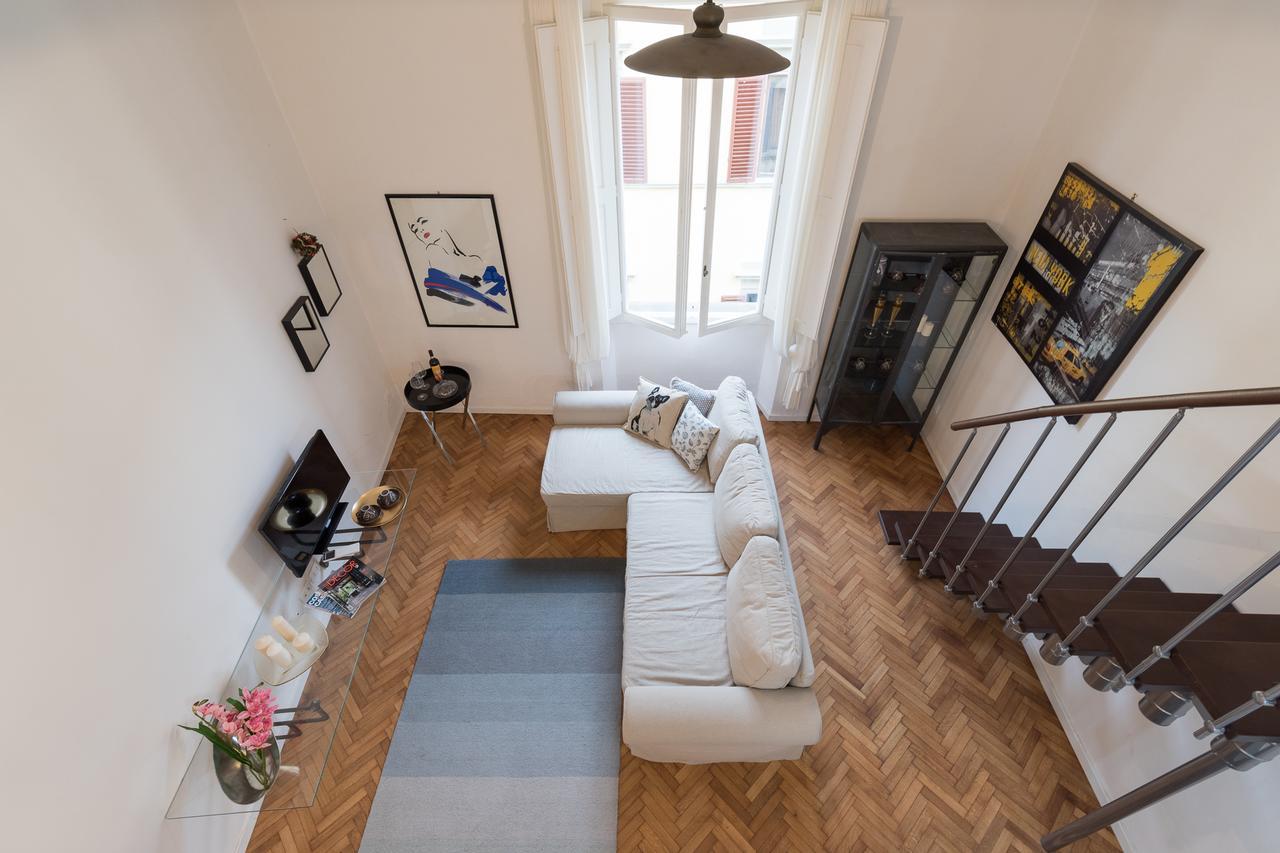 Old Bridge: Historical And Chic Apartment フィレンツェ エクステリア 写真